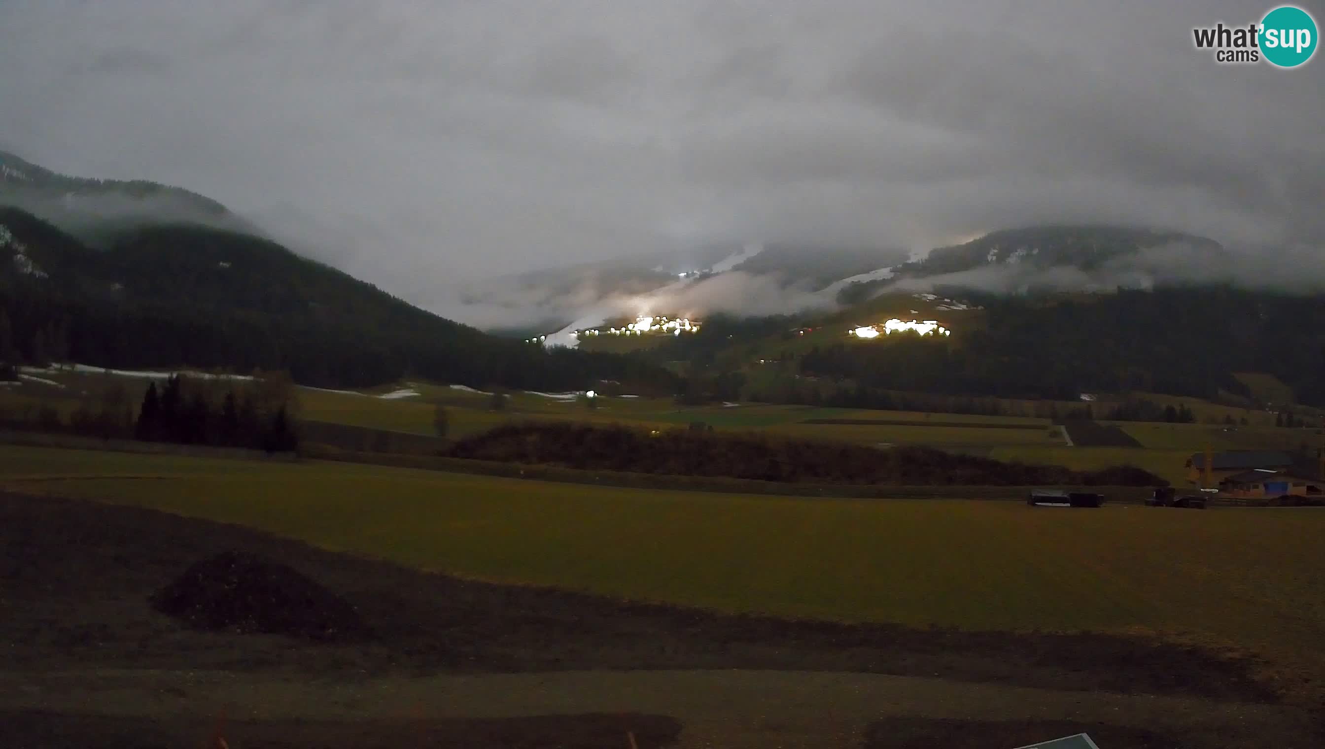 Webkamera Olang | Blick auf den Kronplatz von den Sottla Apartments