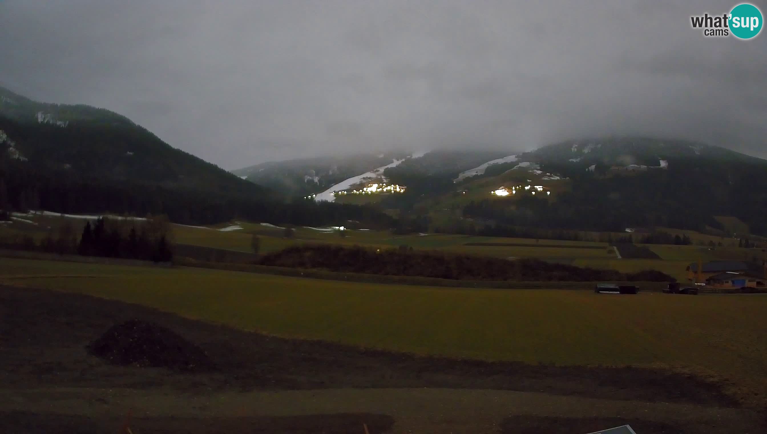 Webkamera Olang | Blick auf den Kronplatz von den Sottla Apartments