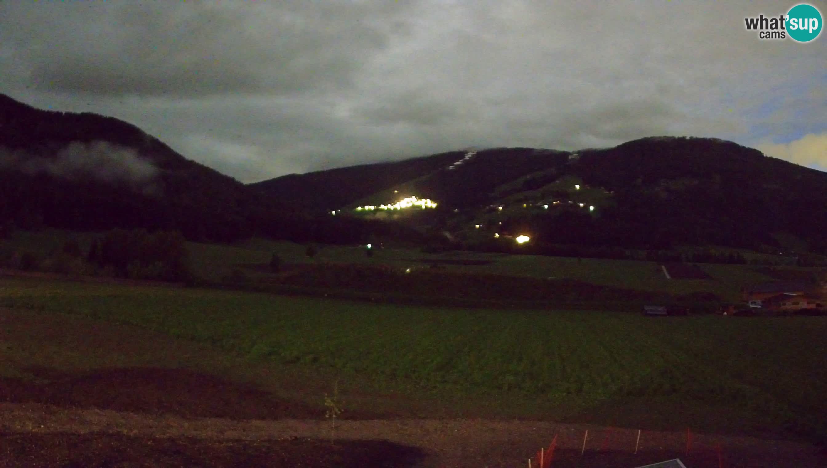 Webkamera Olang | Blick auf den Kronplatz von den Sottla Apartments