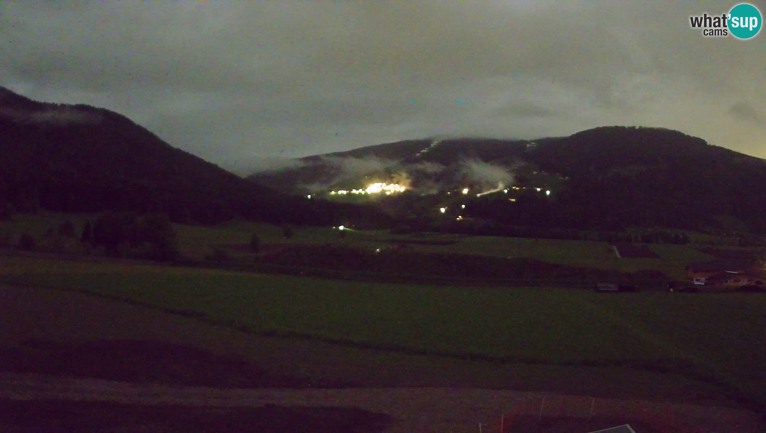 Webkamera Olang | Blick auf den Kronplatz von den Sottla Apartments