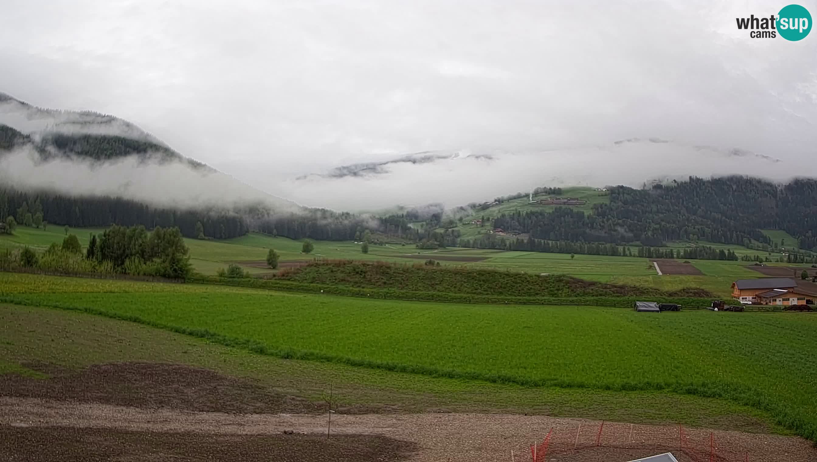 Webkamera Olang | Blick auf den Kronplatz von den Sottla Apartments