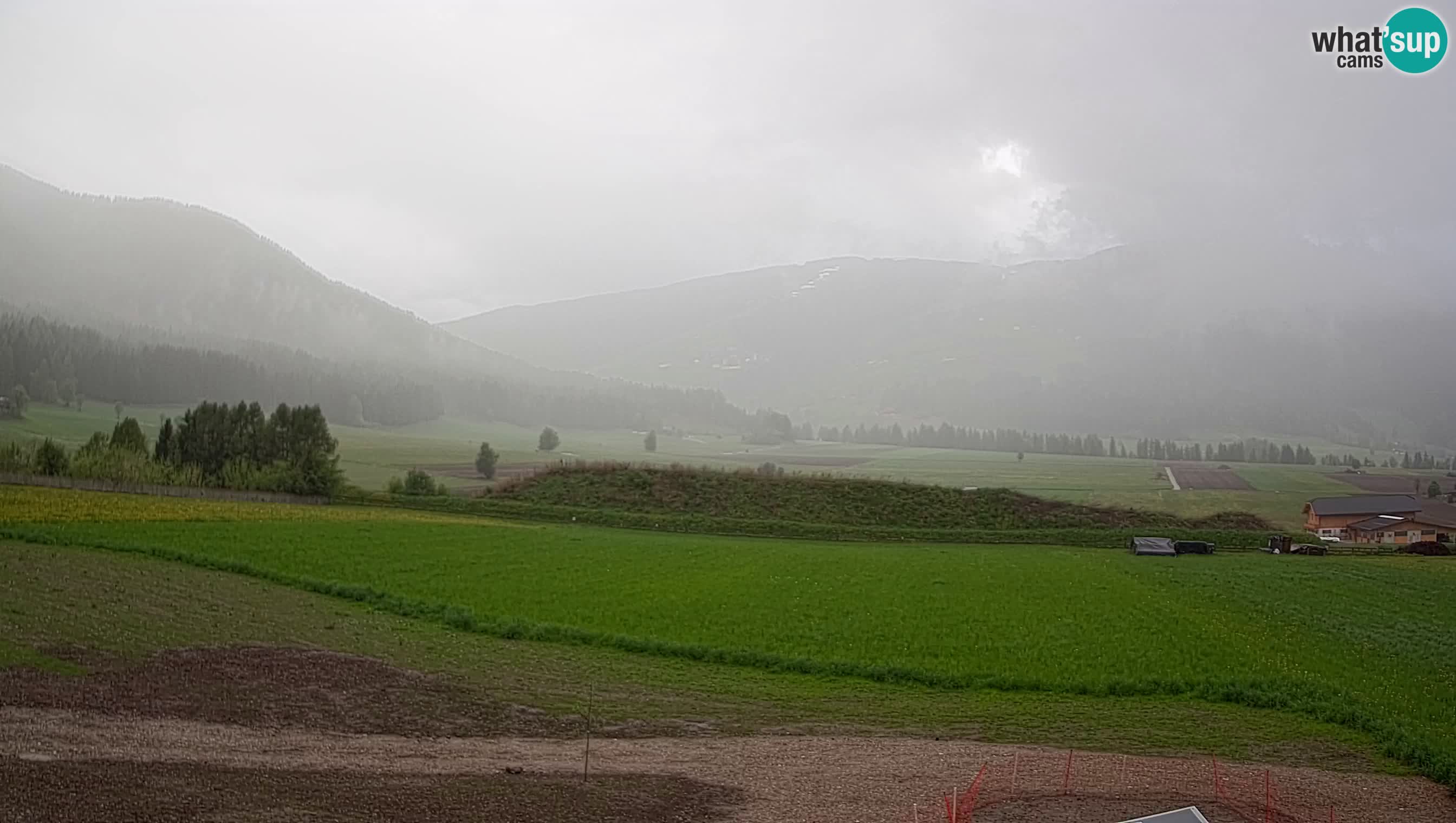 Webkamera Olang | Blick auf den Kronplatz von den Sottla Apartments