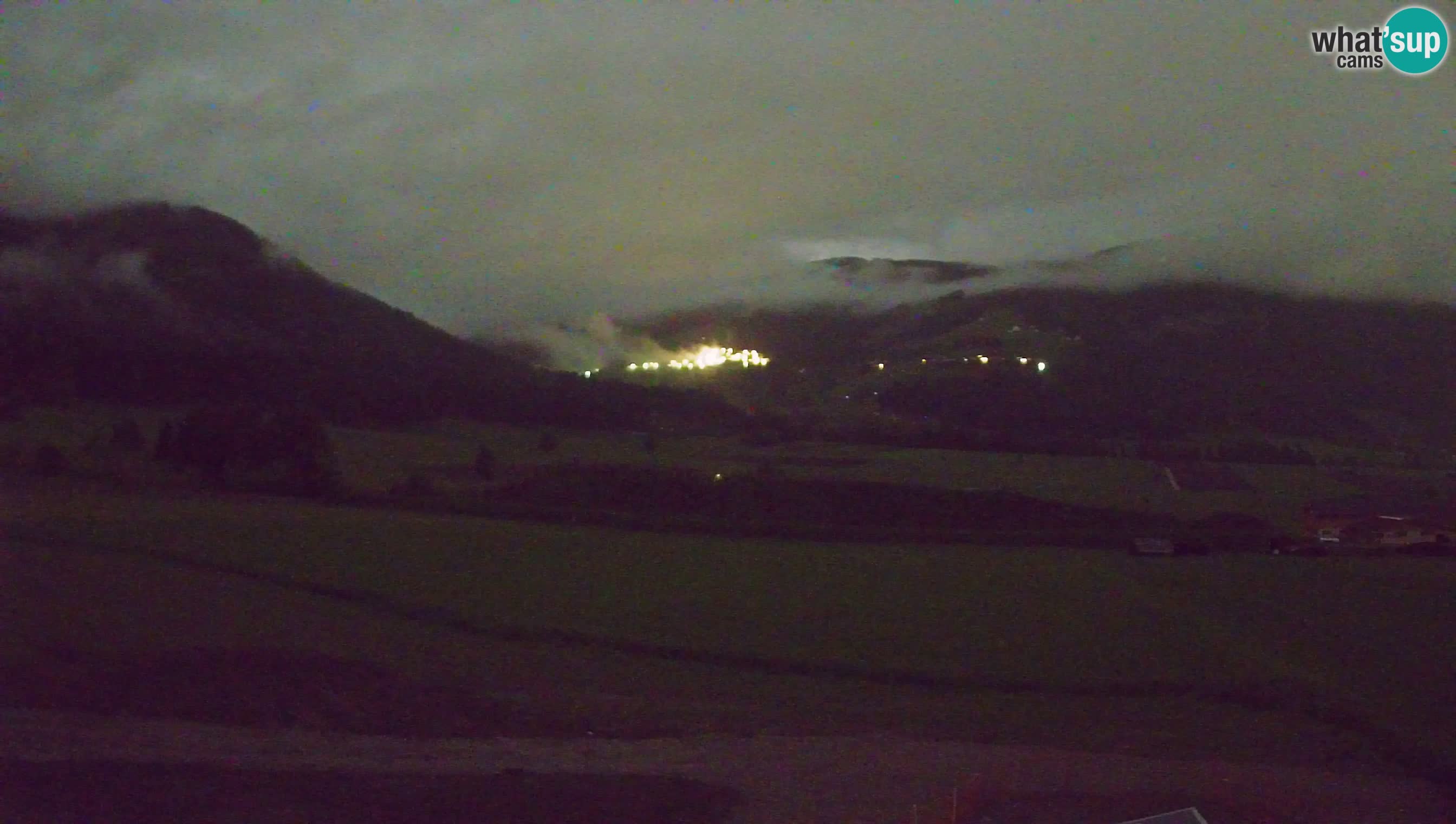 Webkamera Olang | Blick auf den Kronplatz von den Sottla Apartments