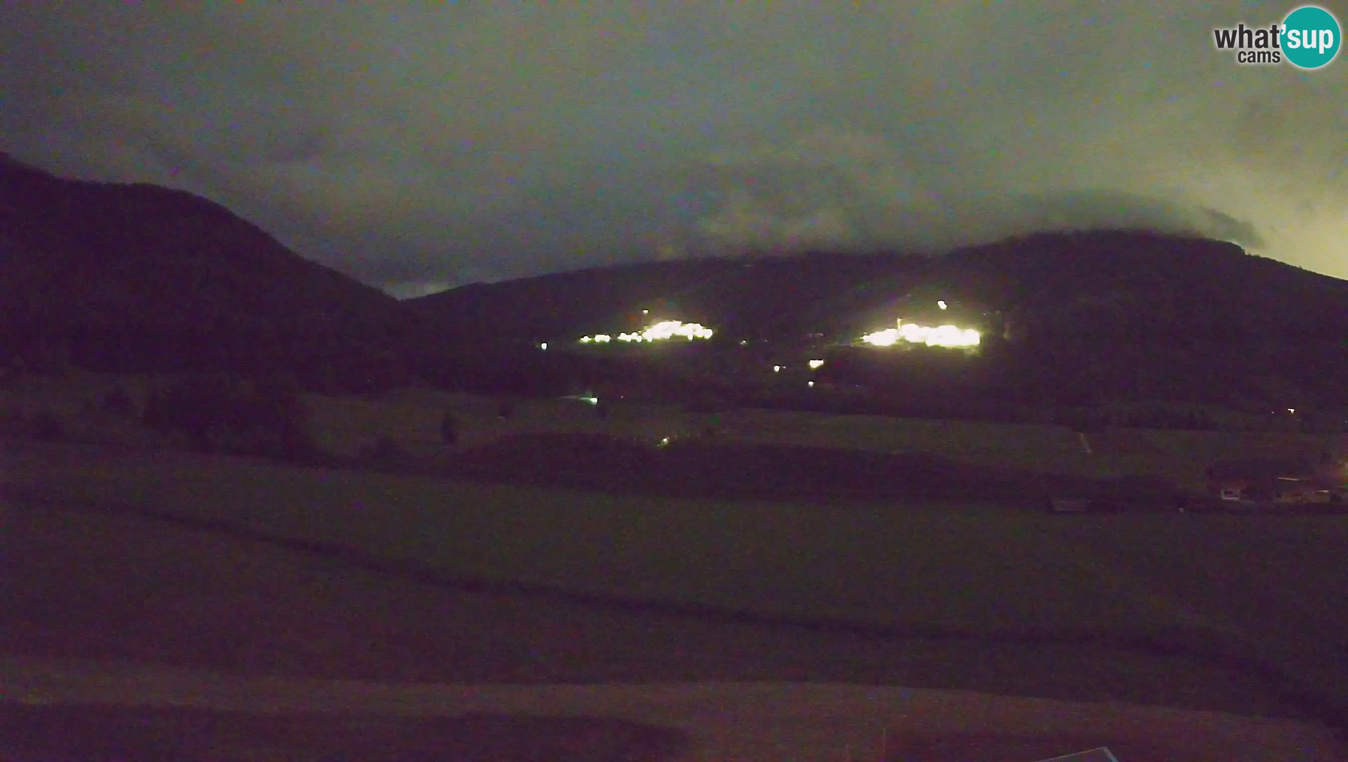 Webkamera Olang | Blick auf den Kronplatz von den Sottla Apartments