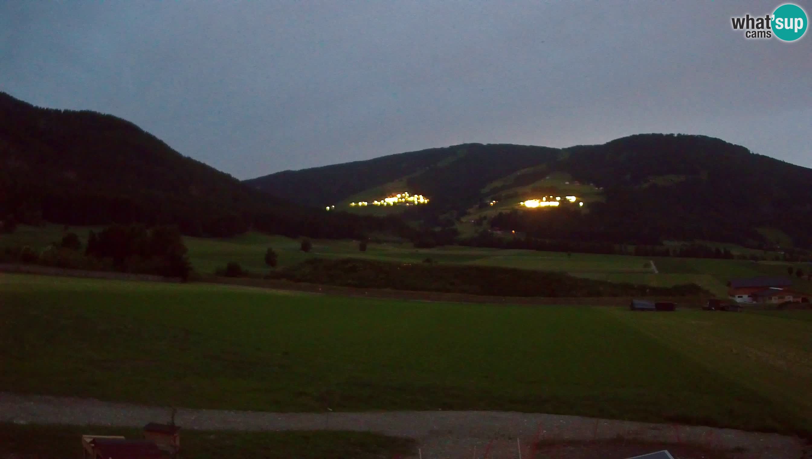 Webkamera Olang | Blick auf den Kronplatz von den Sottla Apartments