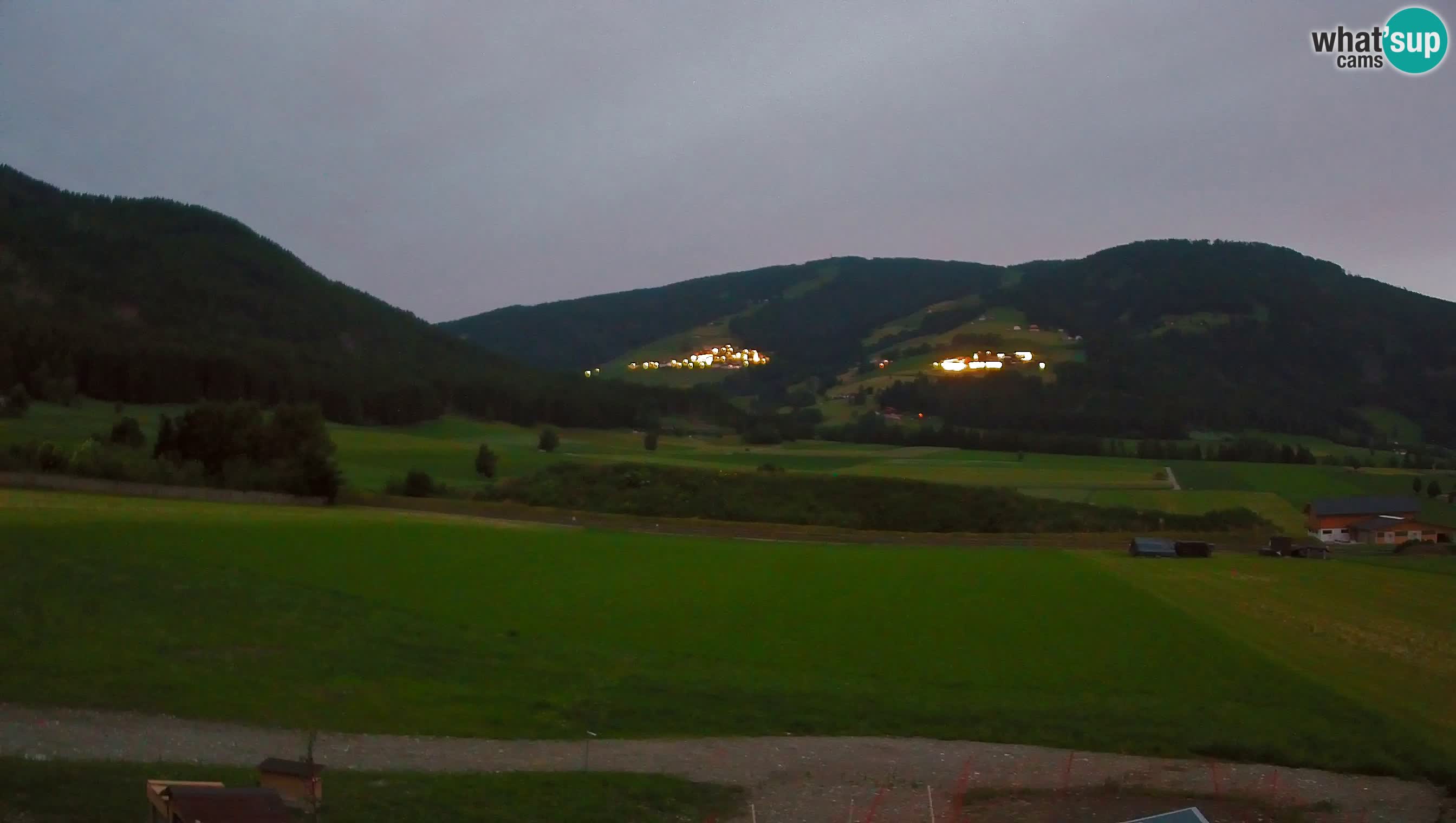 Webkamera Olang | Blick auf den Kronplatz von den Sottla Apartments