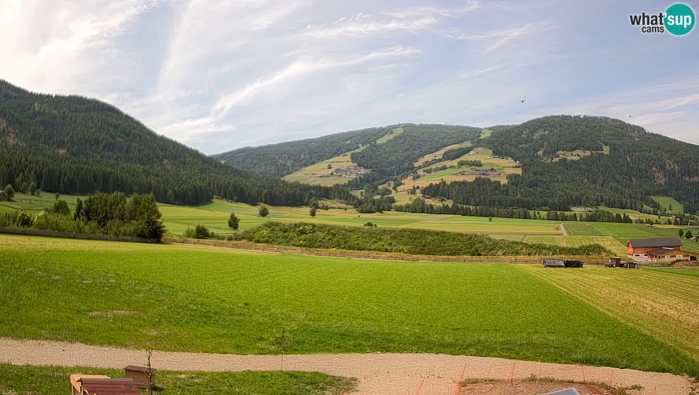 Webkamera Olang | Blick auf den Kronplatz von den Sottla Apartments