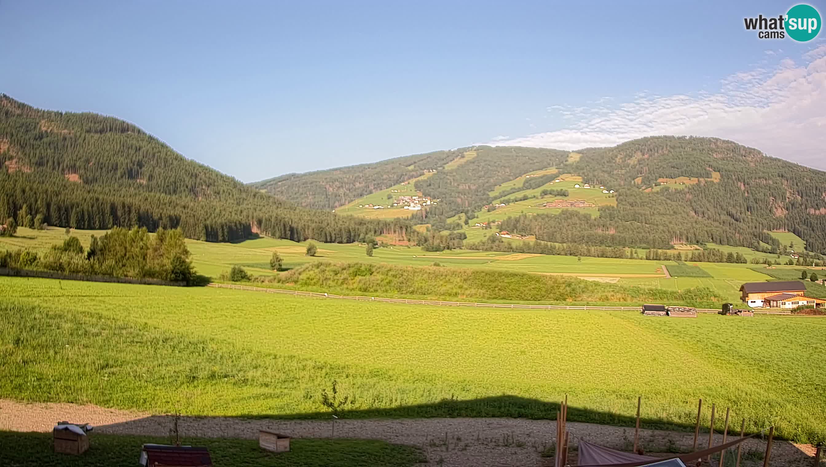 Webkamera Olang | Blick auf den Kronplatz von den Sottla Apartments