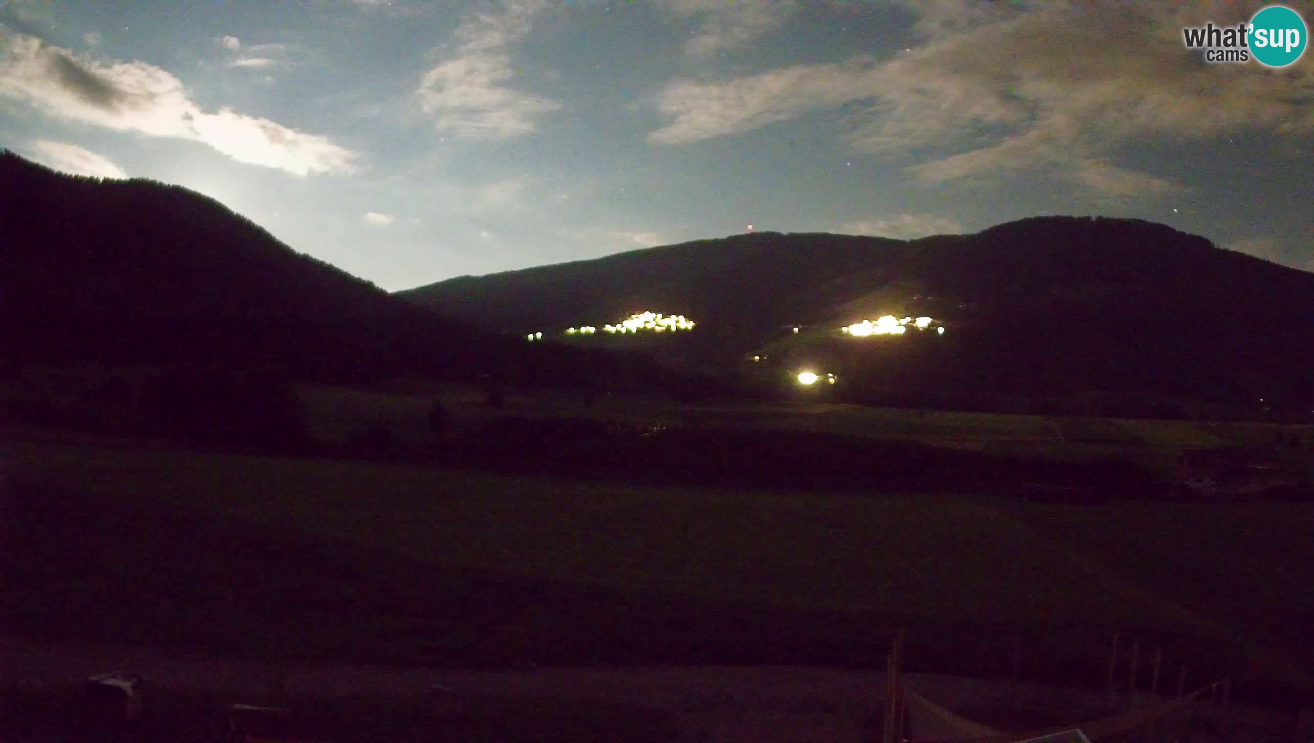 Webkamera Olang | Blick auf den Kronplatz von den Sottla Apartments