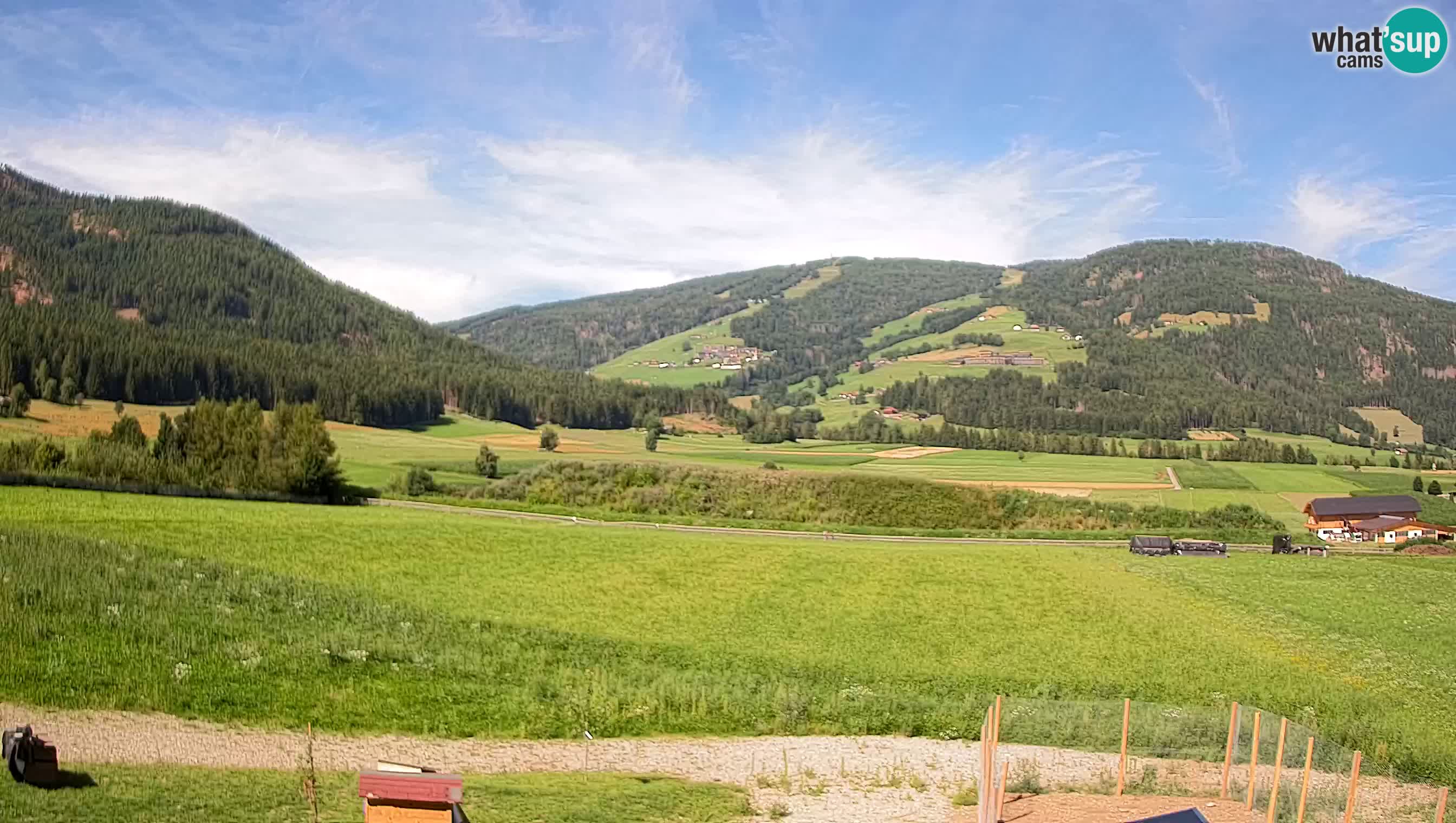 Webkamera Olang | Blick auf den Kronplatz von den Sottla Apartments