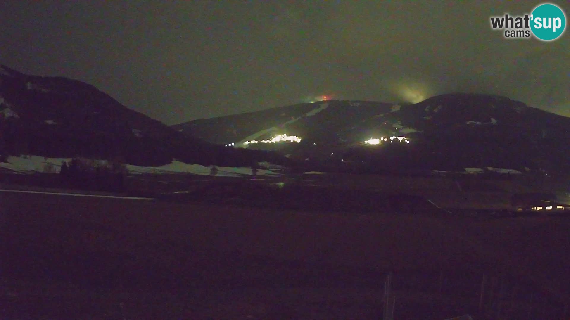 Webkamera Olang | Blick auf den Kronplatz von den Sottla Apartments