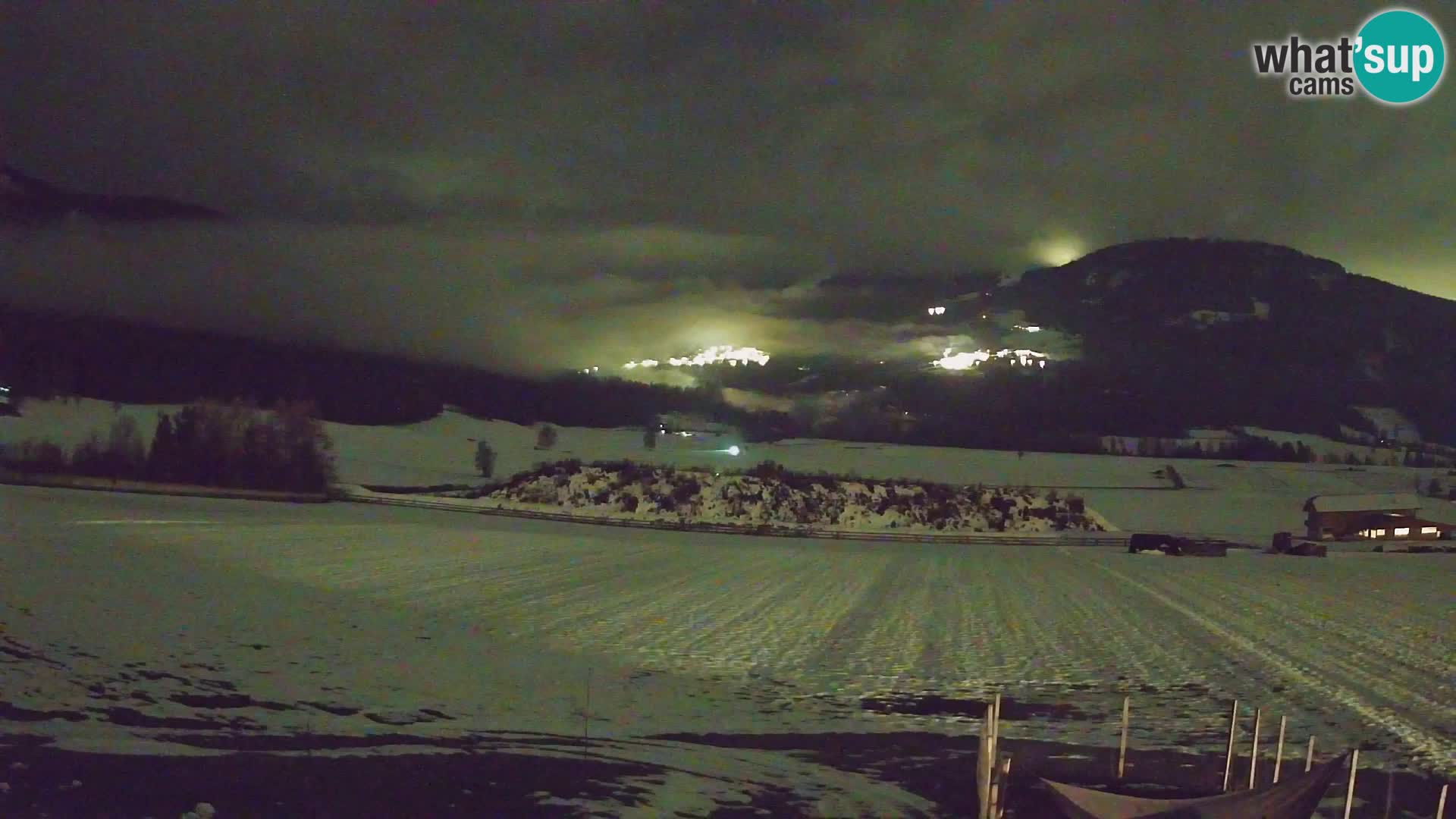 Webkamera Olang | Blick auf den Kronplatz von den Sottla Apartments