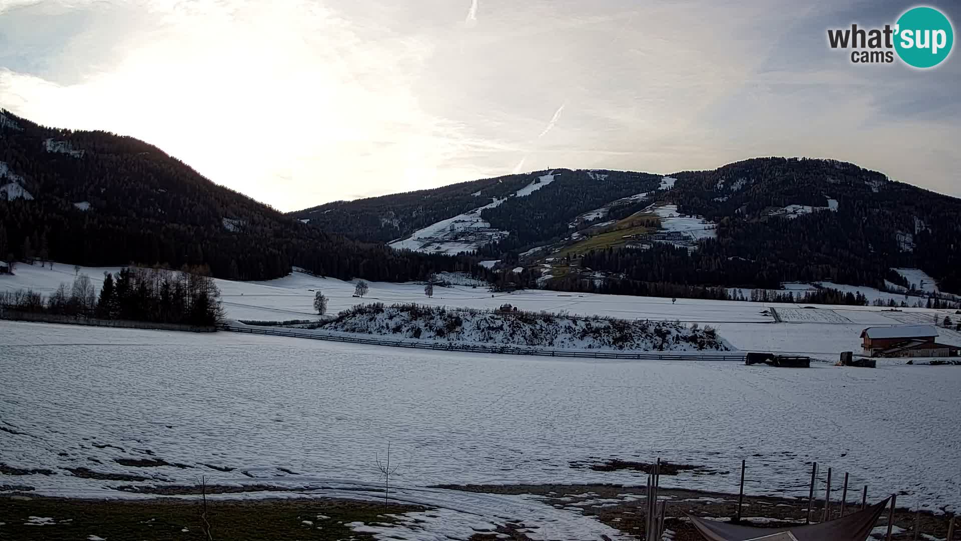 Webkamera Olang | Blick auf den Kronplatz von den Sottla Apartments