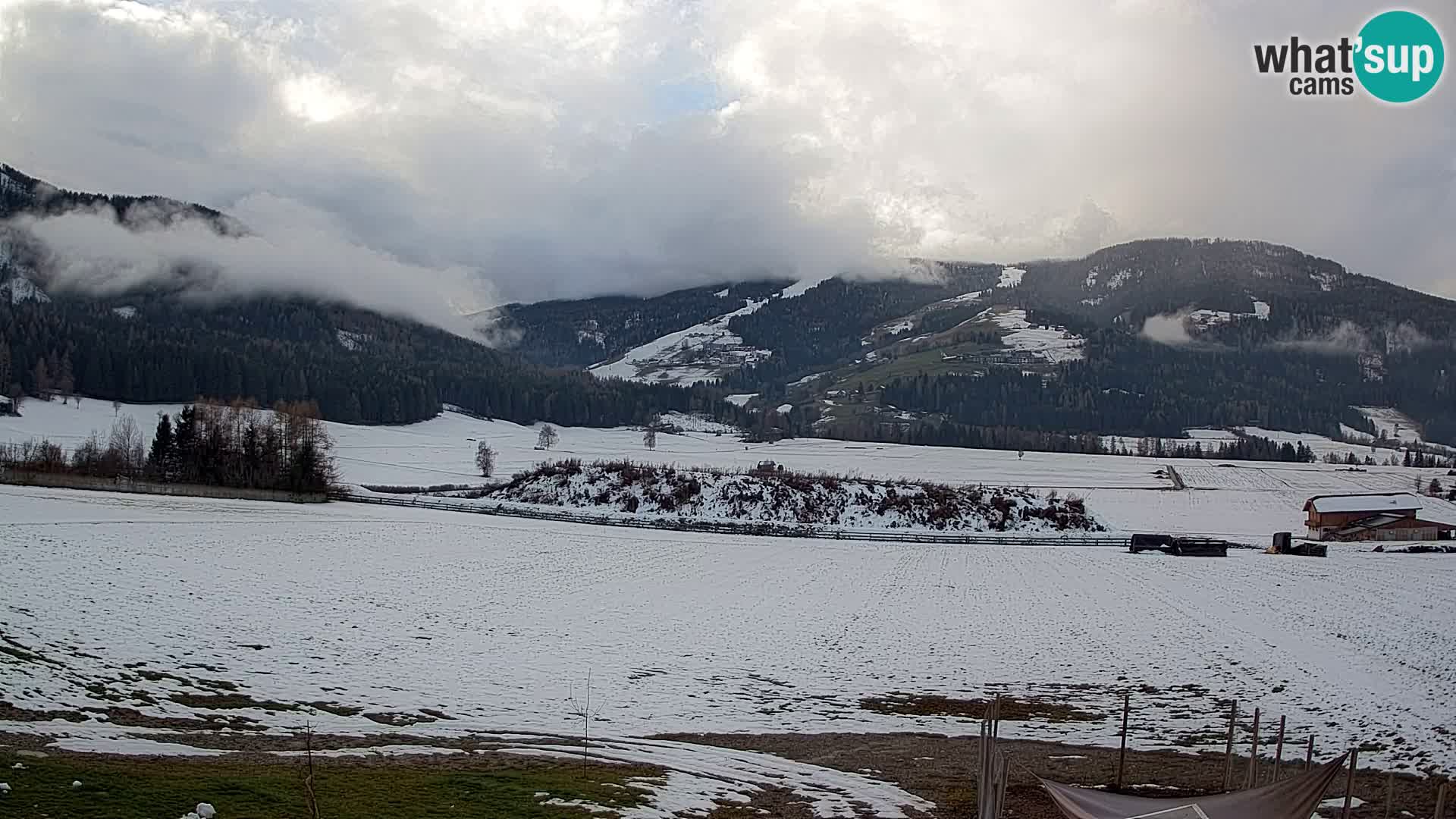 Webkamera Olang | Blick auf den Kronplatz von den Sottla Apartments
