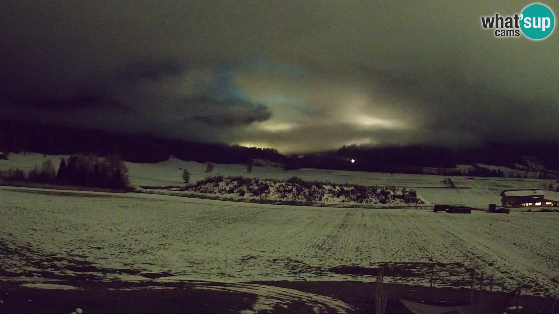 Webkamera Olang | Blick auf den Kronplatz von den Sottla Apartments