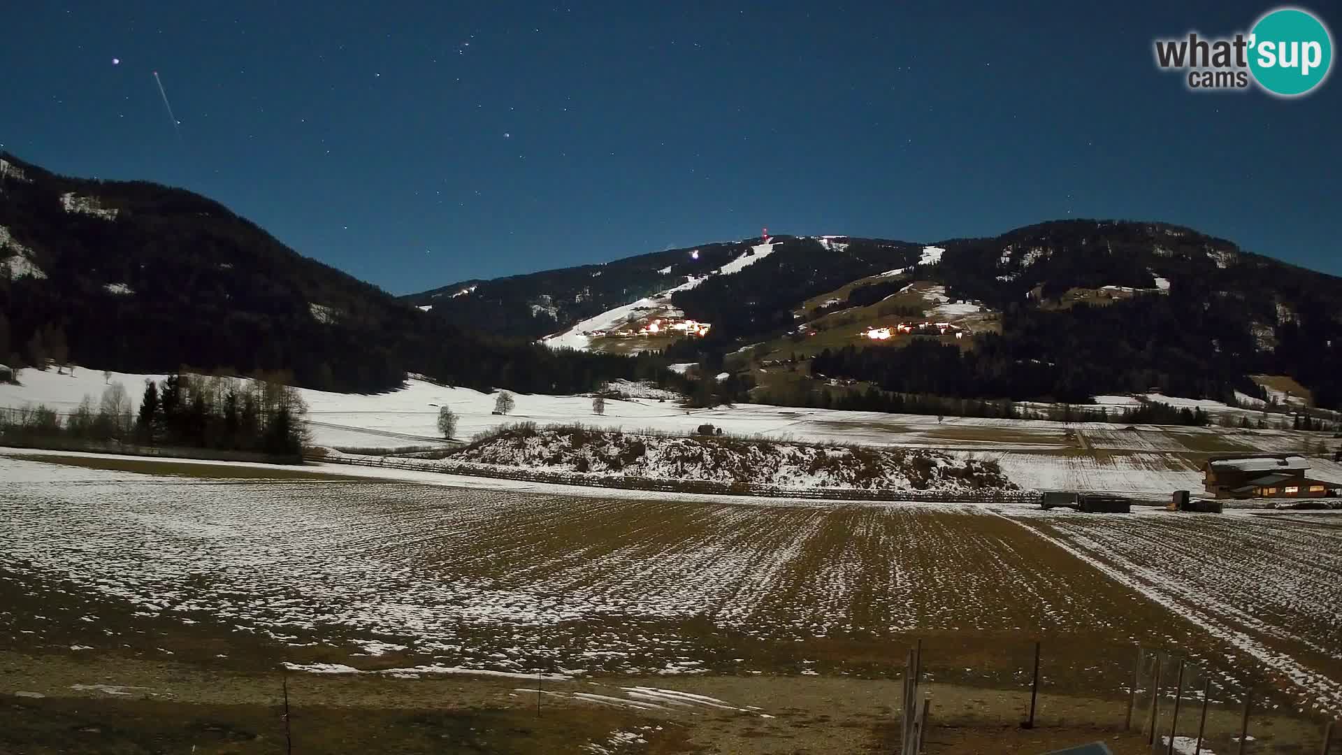 Webkamera Olang | Blick auf den Kronplatz von den Sottla Apartments