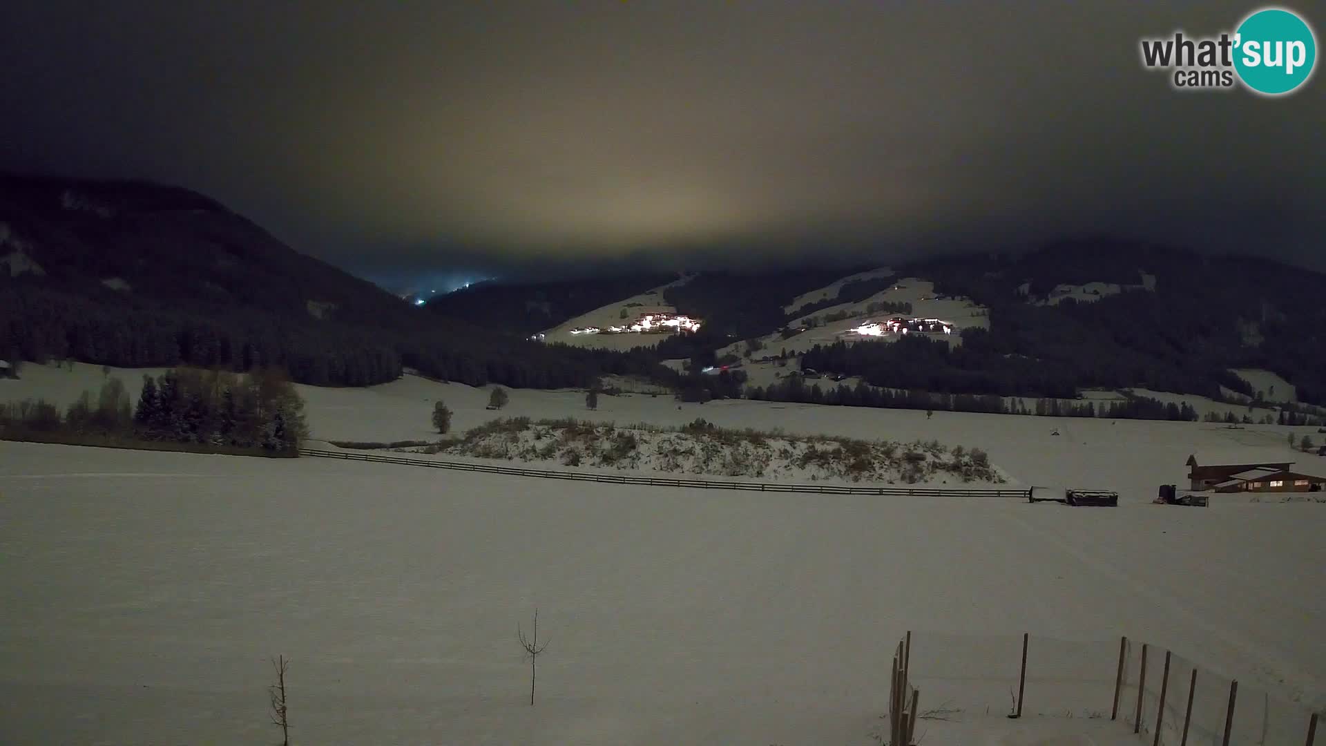 Webkamera Olang | Blick auf den Kronplatz von den Sottla Apartments