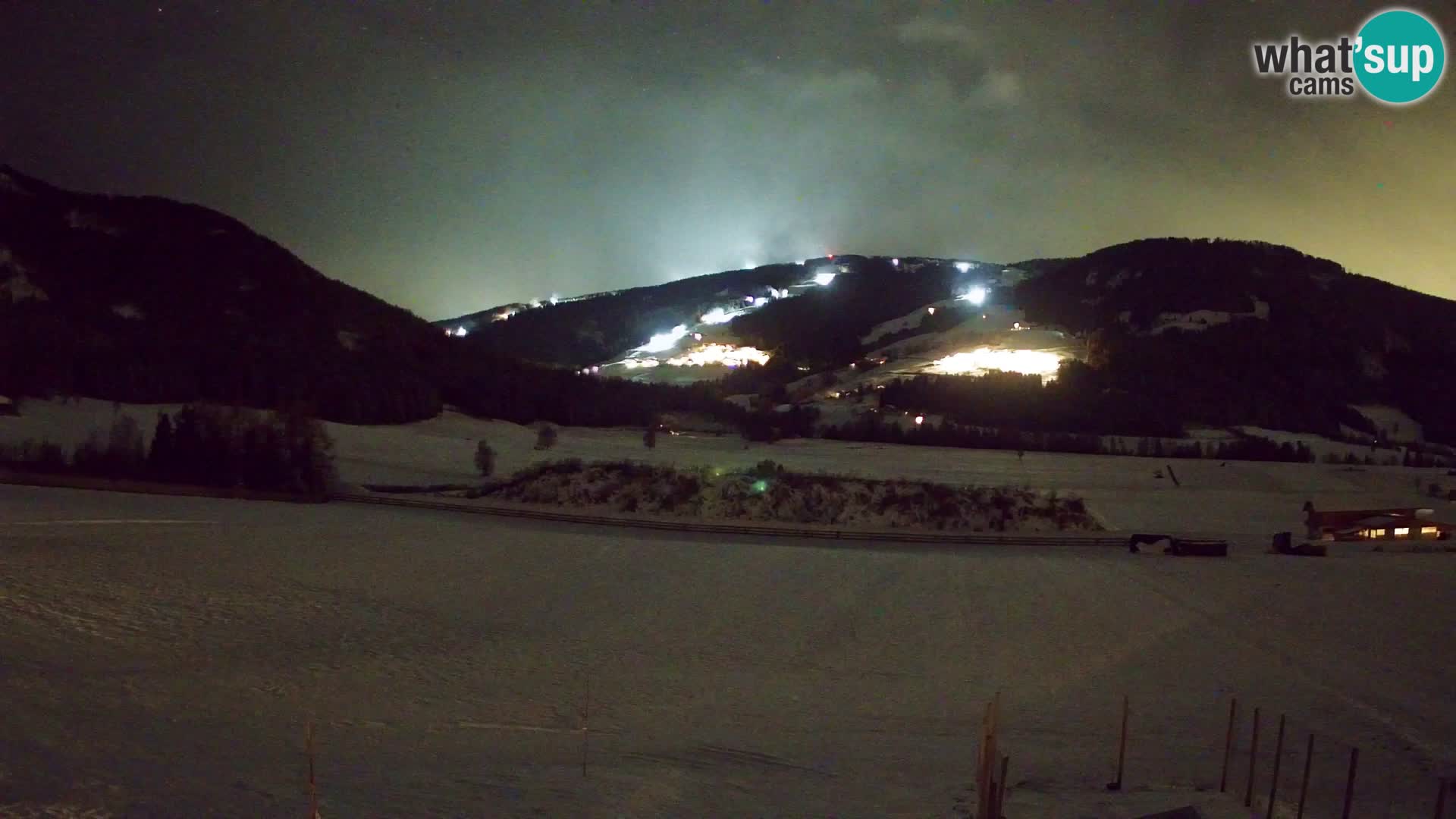 Webkamera Olang | Blick auf den Kronplatz von den Sottla Apartments