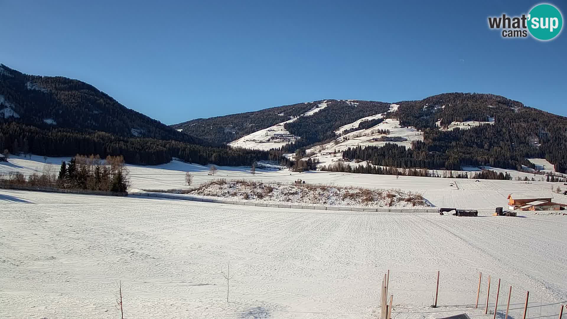 Webkamera Olang | Blick auf den Kronplatz von den Sottla Apartments