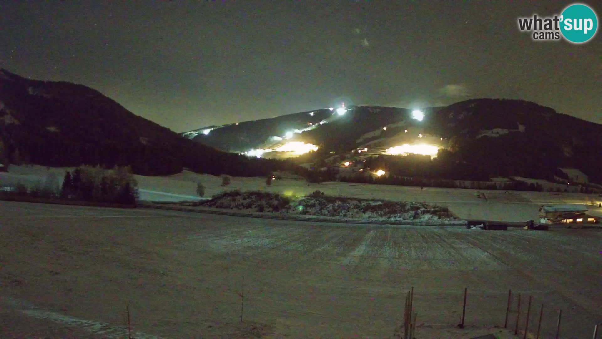 Webkamera Olang | Blick auf den Kronplatz von den Sottla Apartments