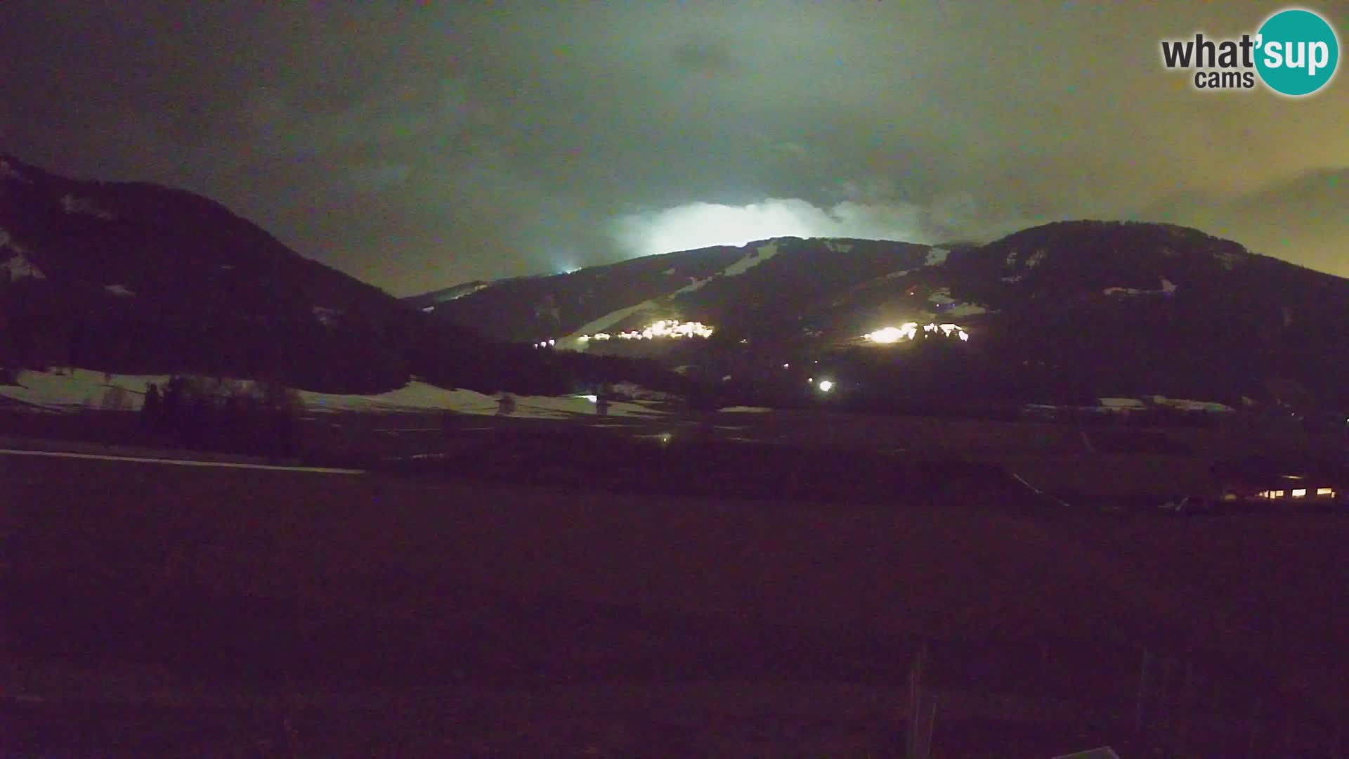 Webkamera Olang | Blick auf den Kronplatz von den Sottla Apartments