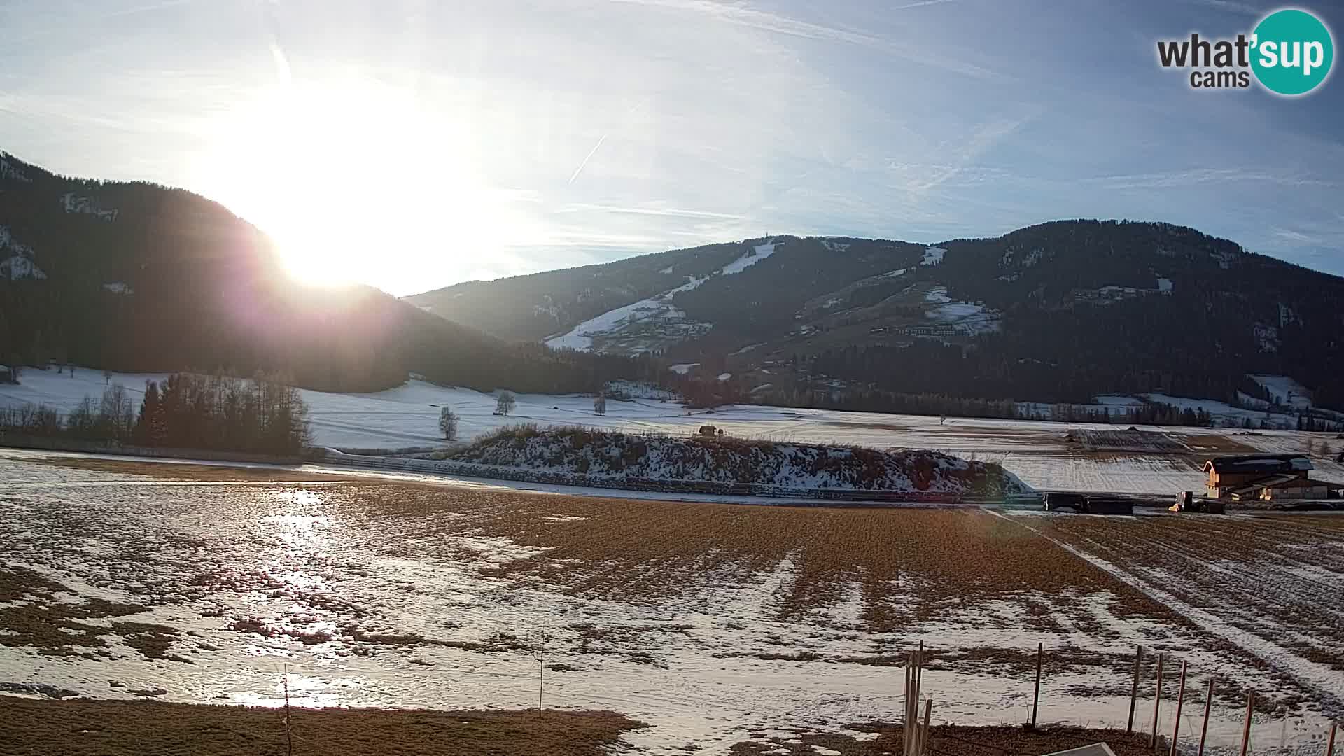 Webkamera Olang | Blick auf den Kronplatz von den Sottla Apartments