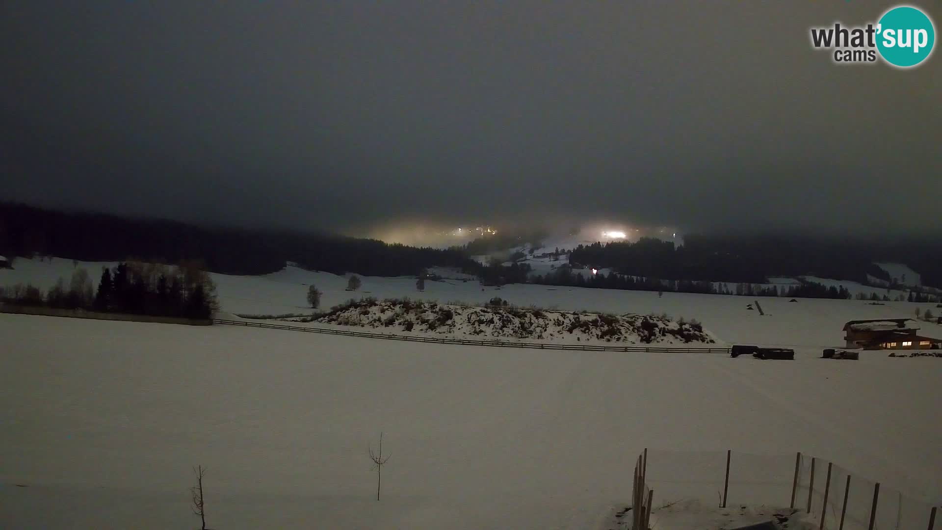 Webkamera Olang | Blick auf den Kronplatz von den Sottla Apartments