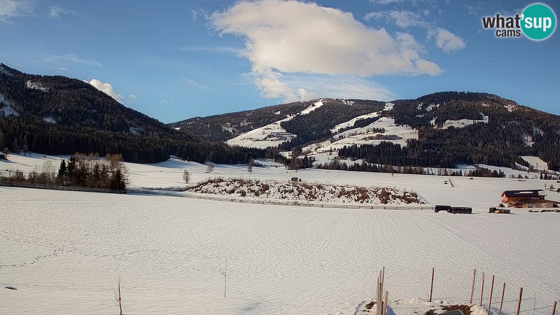 Webkamera Olang | Blick auf den Kronplatz von den Sottla Apartments
