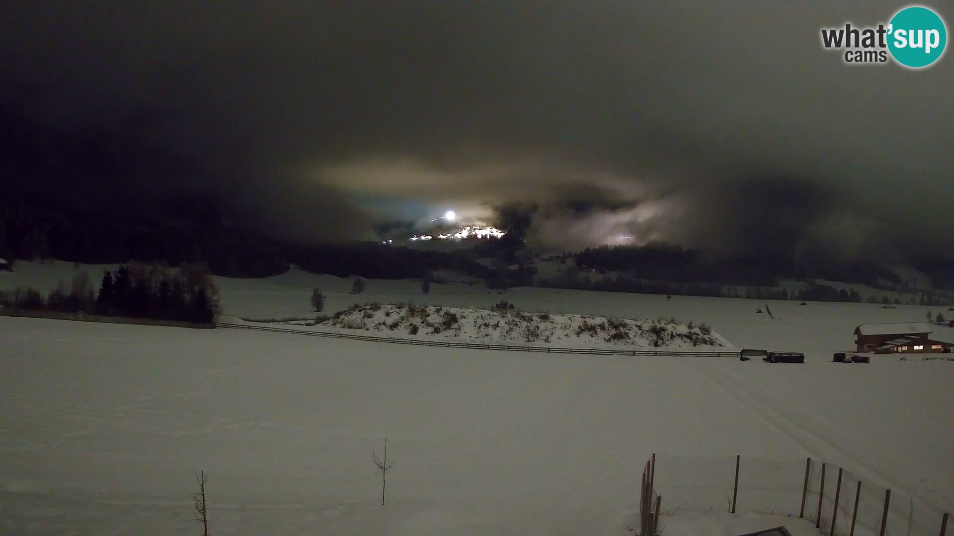 Webkamera Olang | Blick auf den Kronplatz von den Sottla Apartments