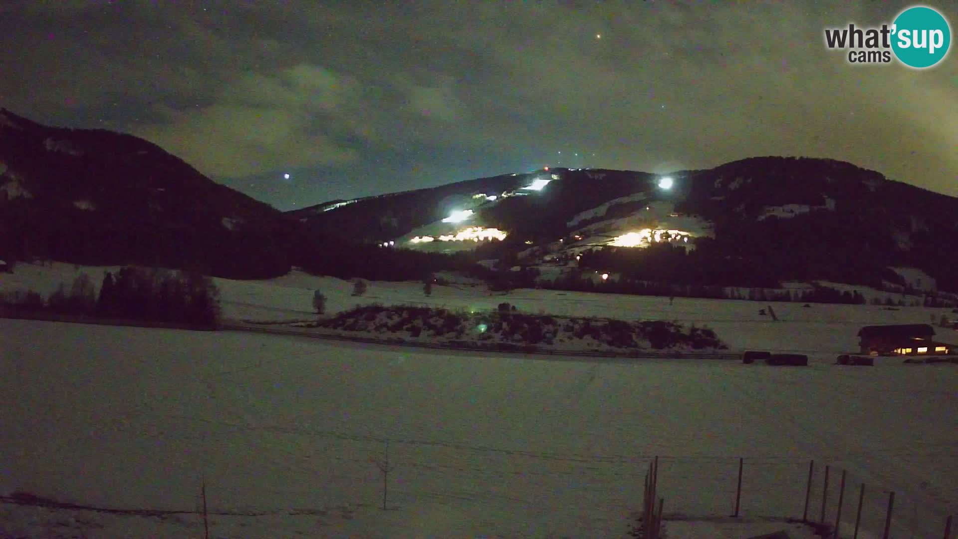 Webkamera Olang | Blick auf den Kronplatz von den Sottla Apartments