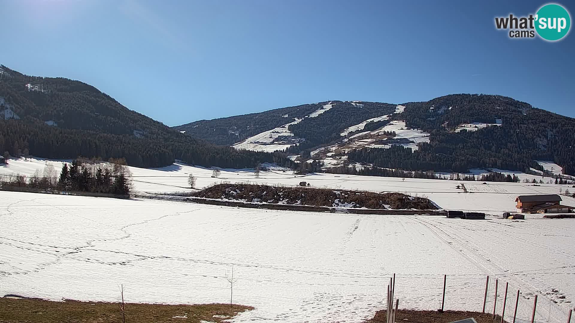 Webkamera Olang | Blick auf den Kronplatz von den Sottla Apartments