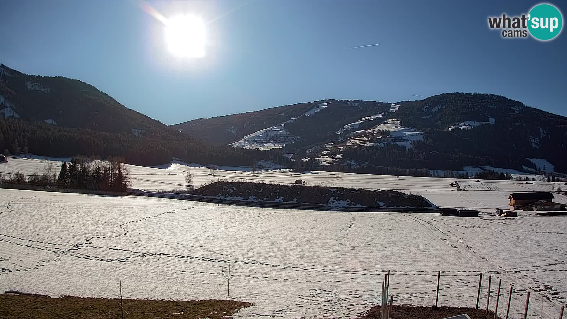 Webkamera Olang | Blick auf den Kronplatz von den Sottla Apartments