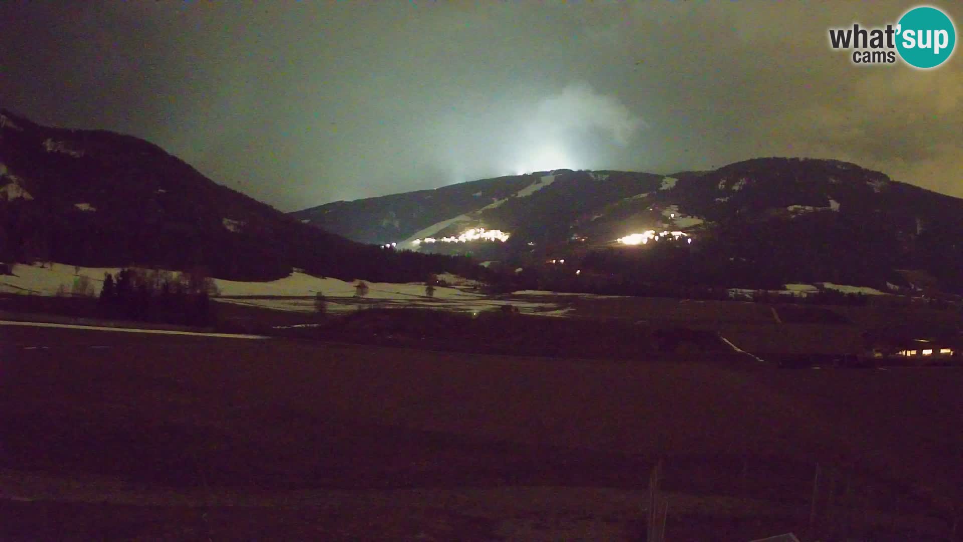 Webkamera Olang | Blick auf den Kronplatz von den Sottla Apartments