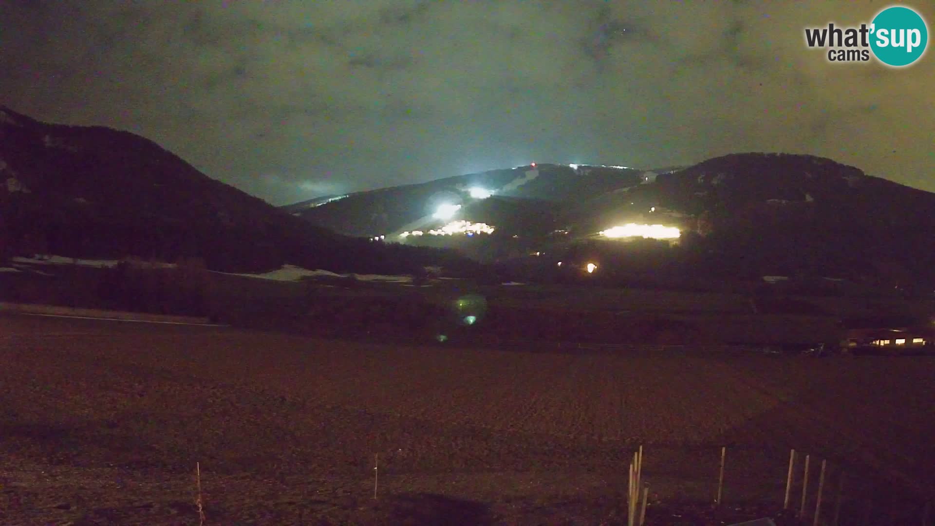 Webkamera Olang | Blick auf den Kronplatz von den Sottla Apartments