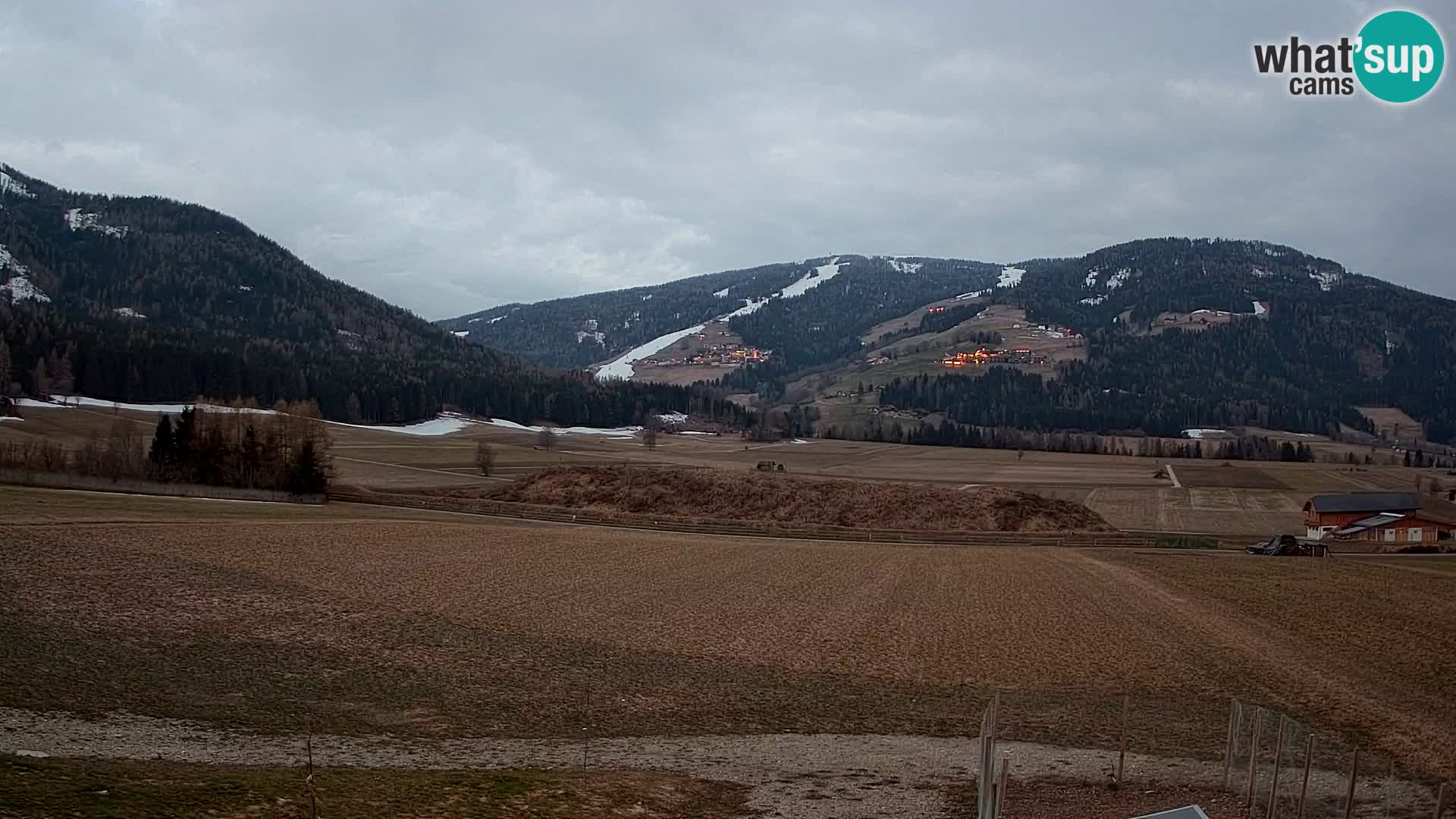 Web Kamera Olang | Kronplatz pogled sa apartmanov Sottla