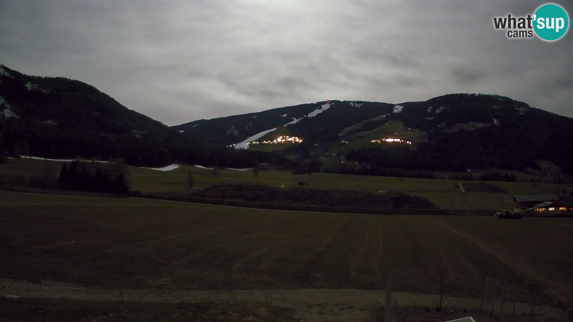 Webkamera Olang | Blick auf den Kronplatz von den Sottla Apartments