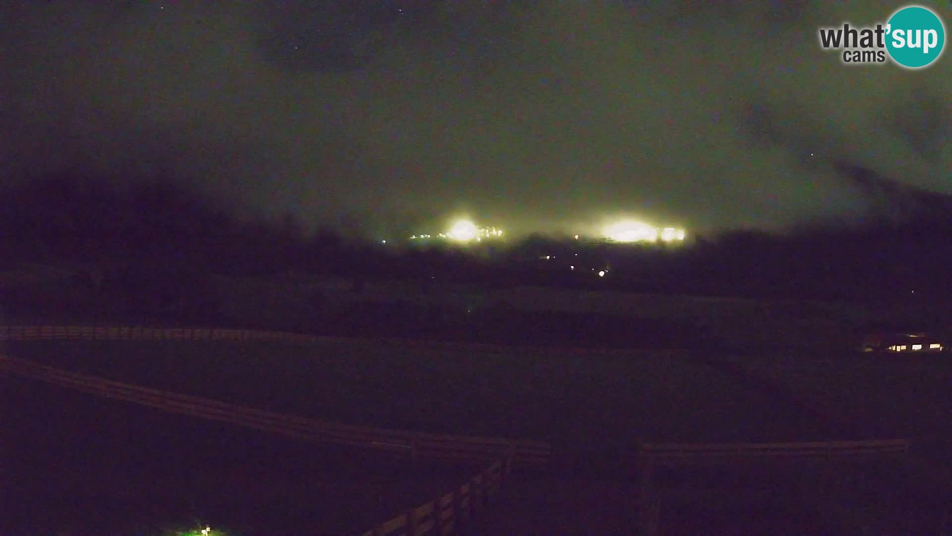 Webkamera Olang | Blick auf den Kronplatz von den Sottla Apartments