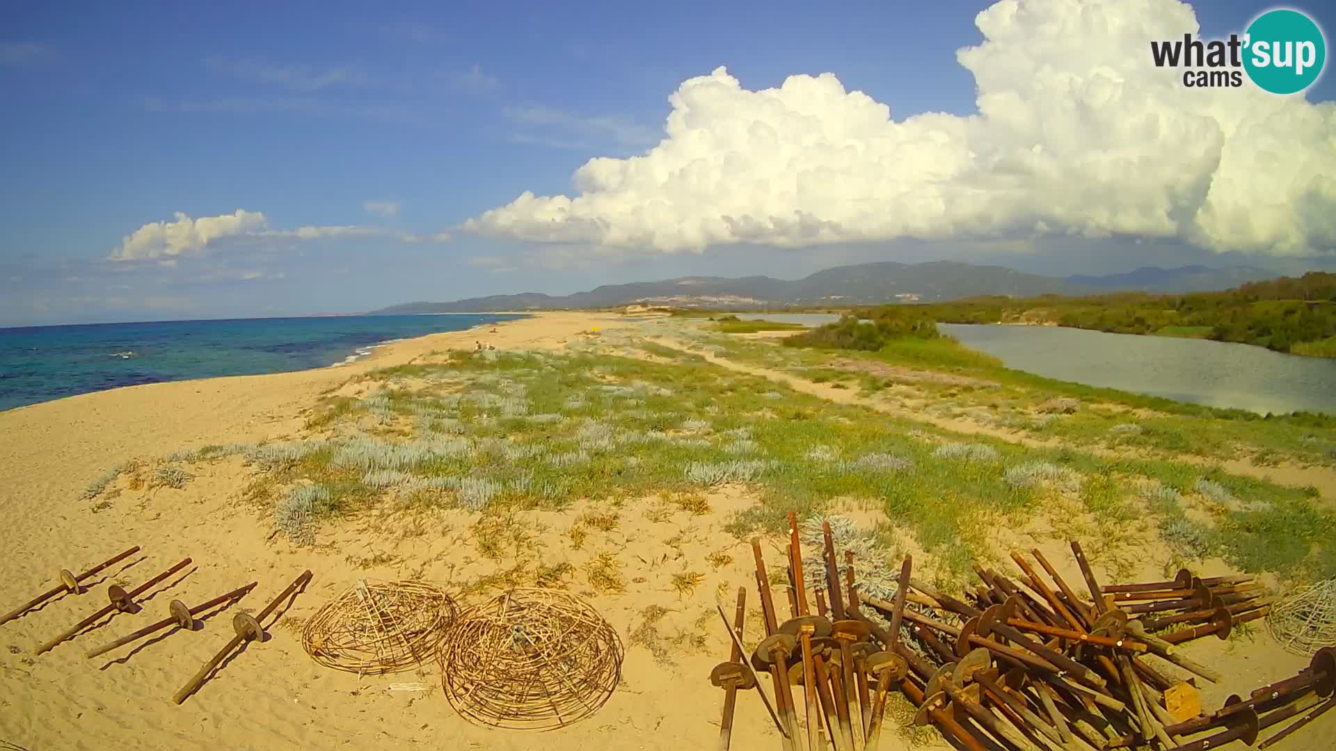 Spletna kamera Valledoria v živo – plaža San Pietro – Sardinija – Italija