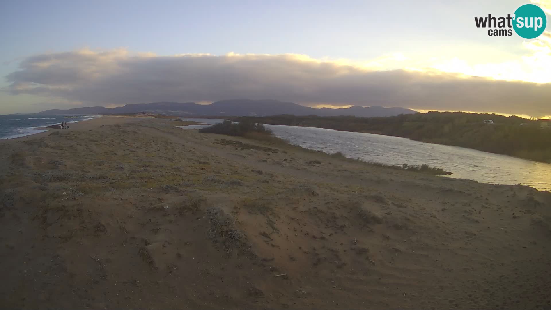 Spletna kamera Valledoria v živo – plaža San Pietro – Sardinija – Italija