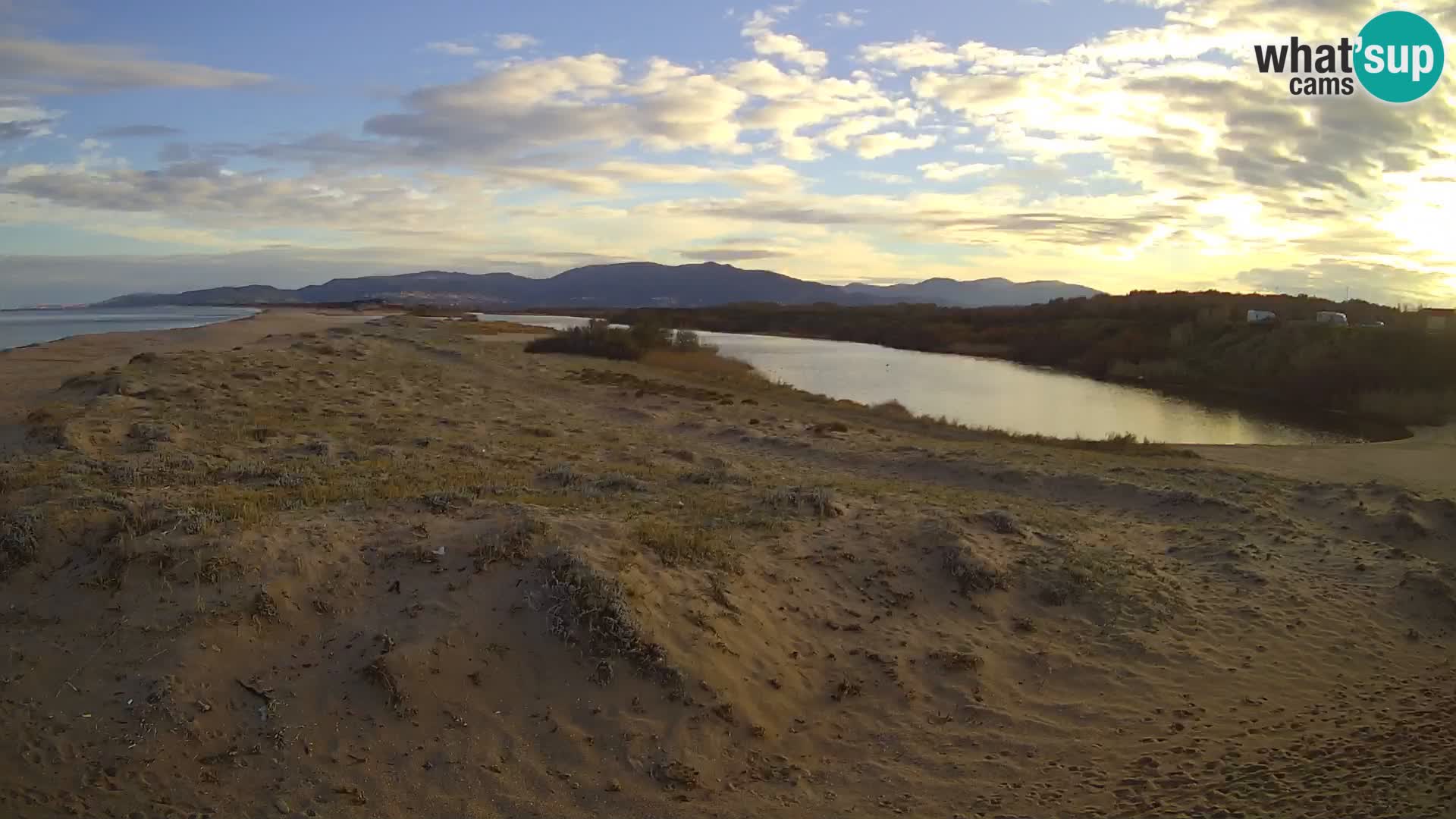 Spletna kamera Valledoria v živo – plaža San Pietro – Sardinija – Italija