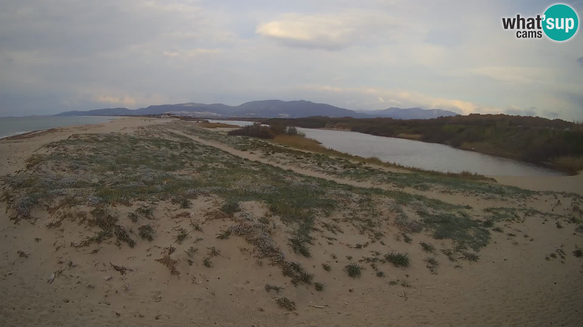 Spletna kamera Valledoria v živo – plaža San Pietro – Sardinija – Italija