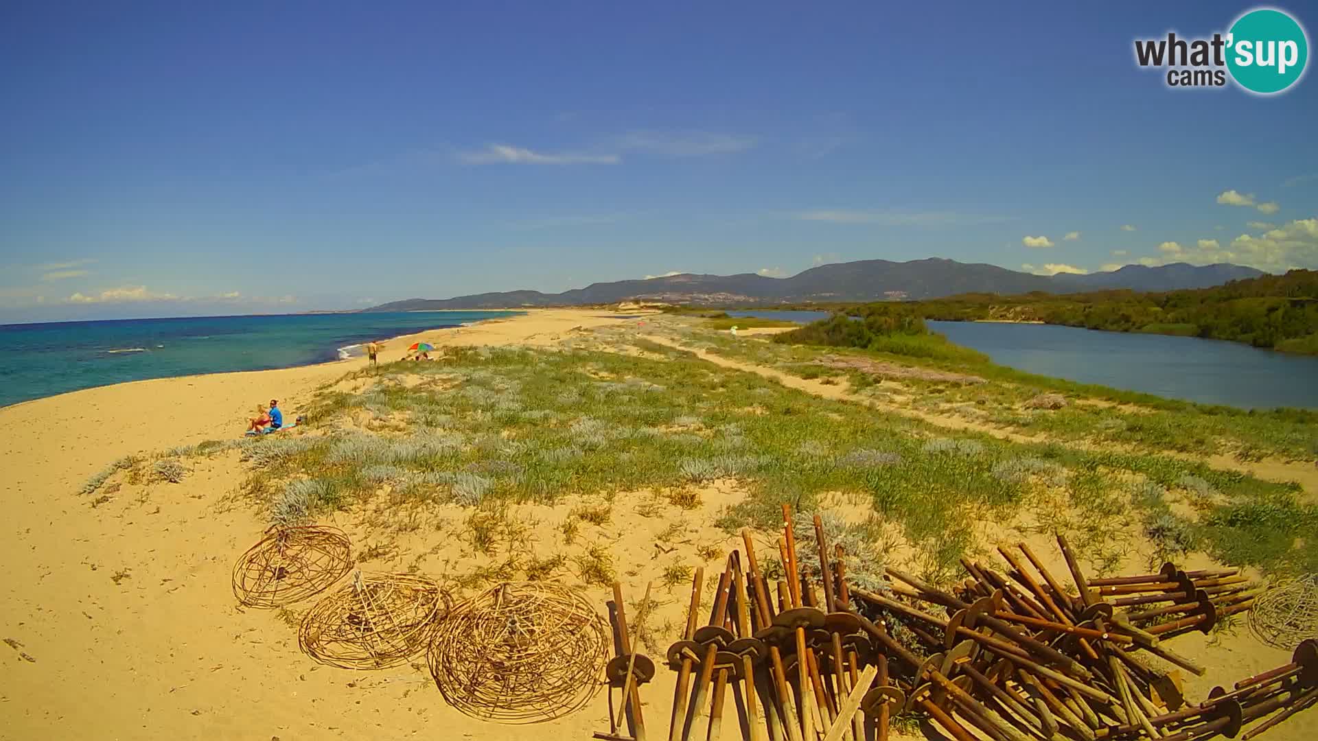 Spletna kamera Valledoria v živo – plaža San Pietro – Sardinija – Italija
