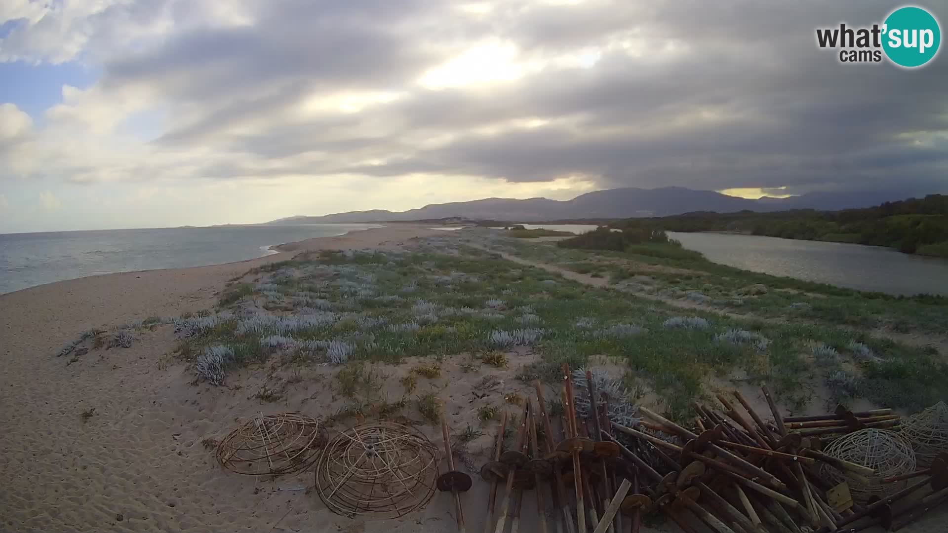 Valledoria Cámara web en vivo – Playa de San Pietro – Cerdeña – Italia