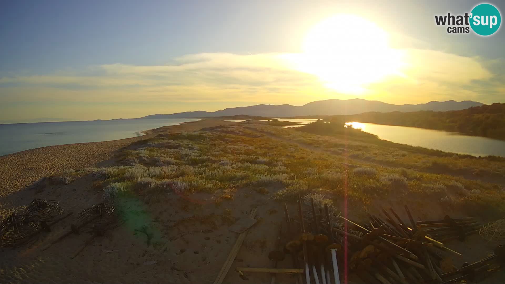 Spletna kamera Valledoria v živo – plaža San Pietro – Sardinija – Italija