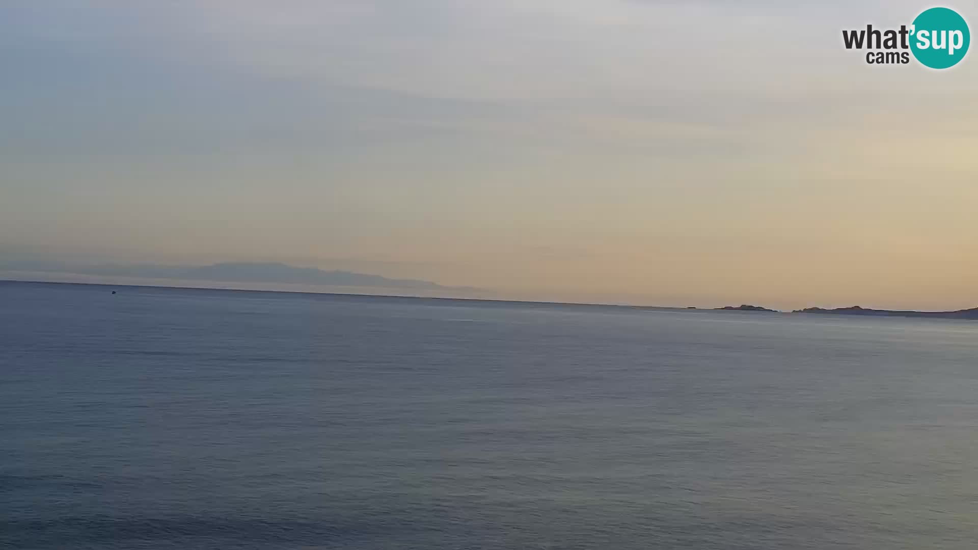 Spletna kamera Valledoria – La Ciaccia plaža – Sardinija
