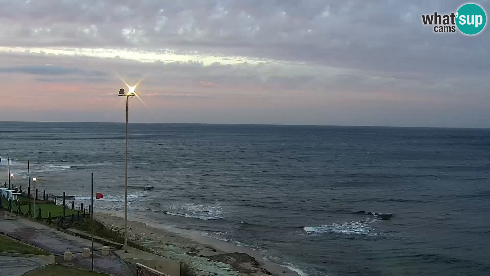 Spletna kamera Valledoria – La Ciaccia plaža – Sardinija