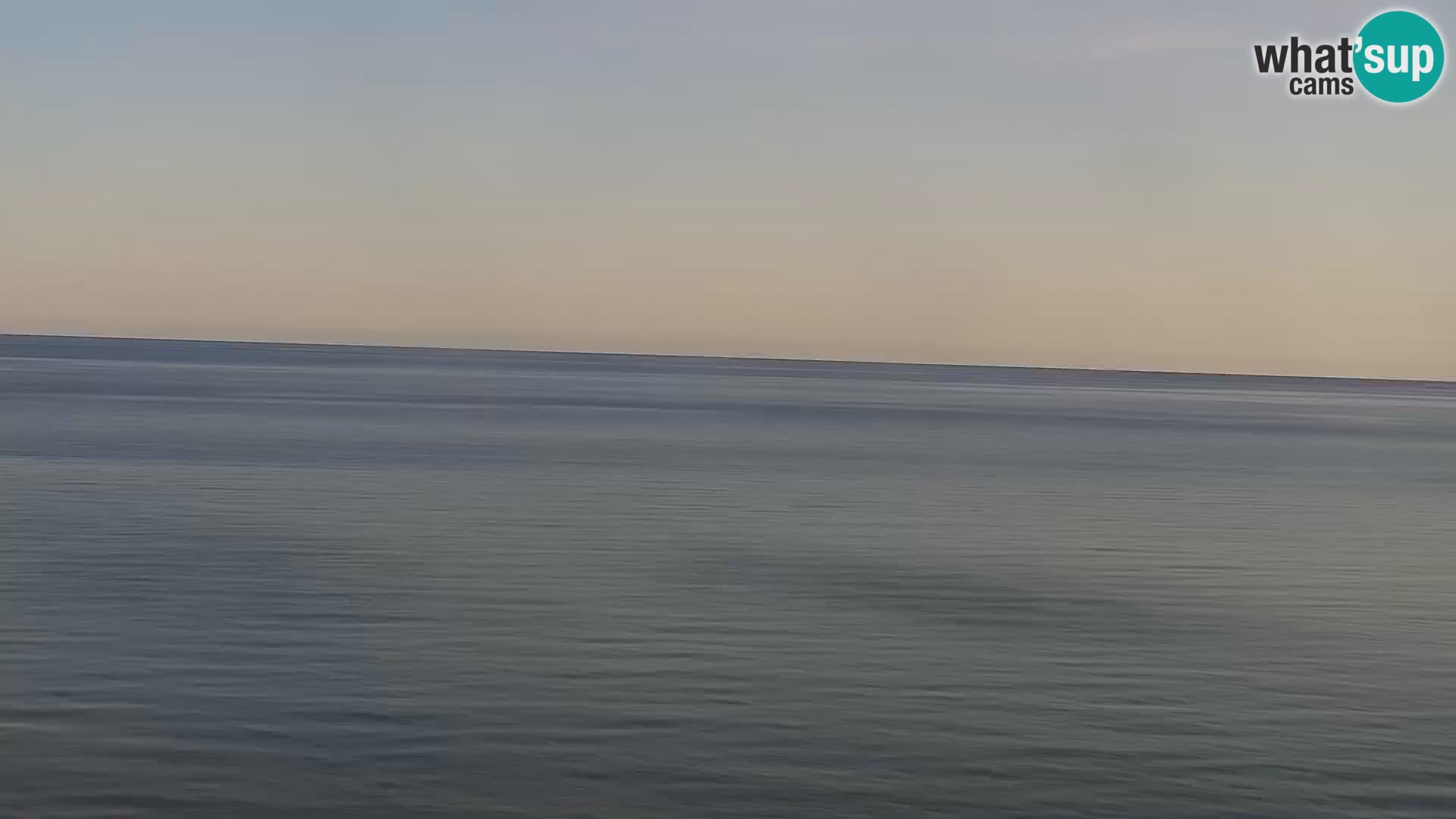 Spletna kamera Valledoria – La Ciaccia plaža – Sardinija