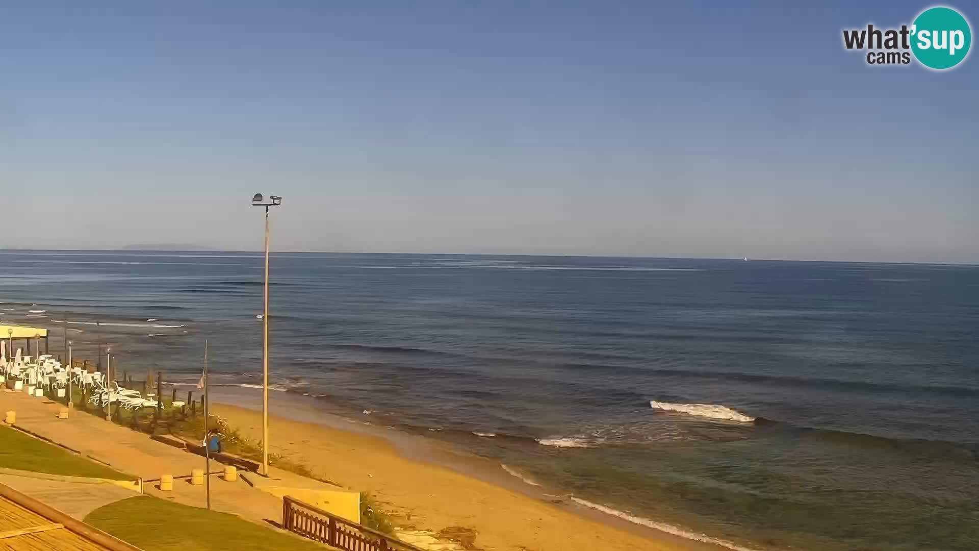 Web kamera Valledoria – plaža La Ciaccia – Sardinija