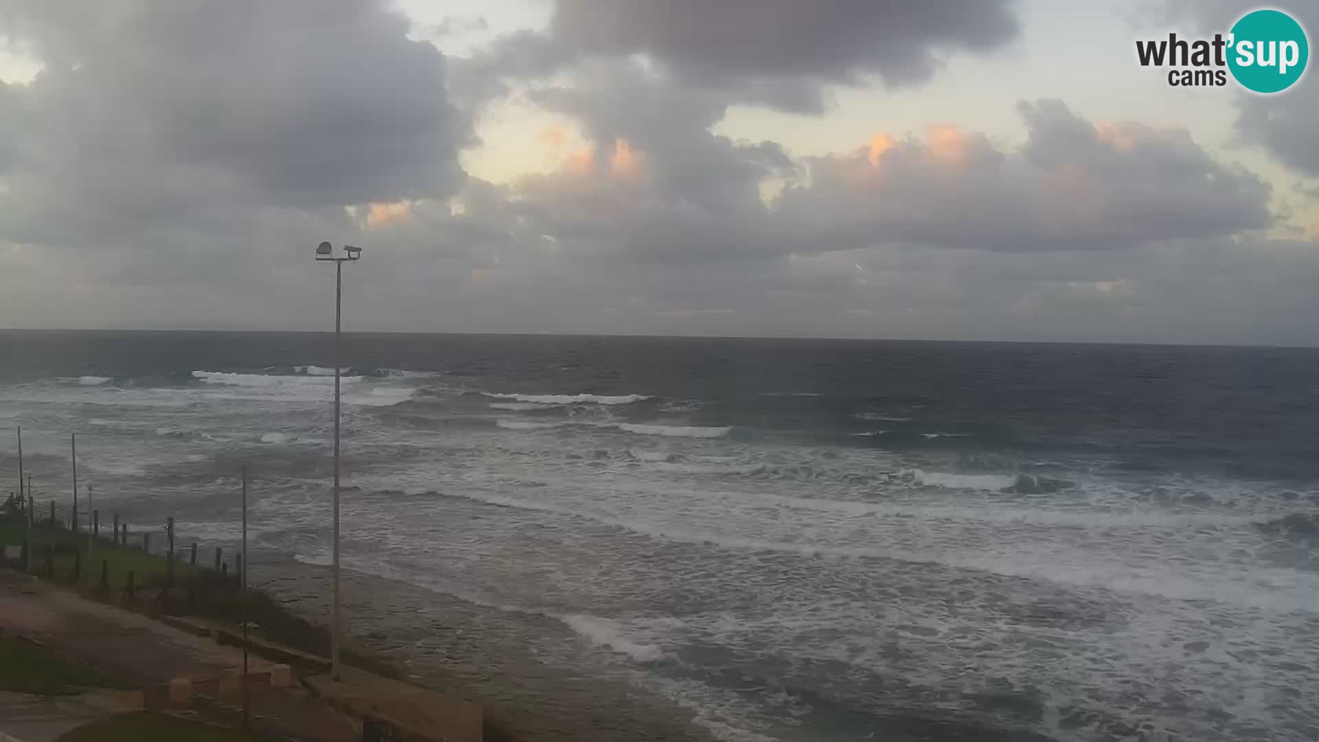 Spletna kamera Valledoria – La Ciaccia plaža – Sardinija