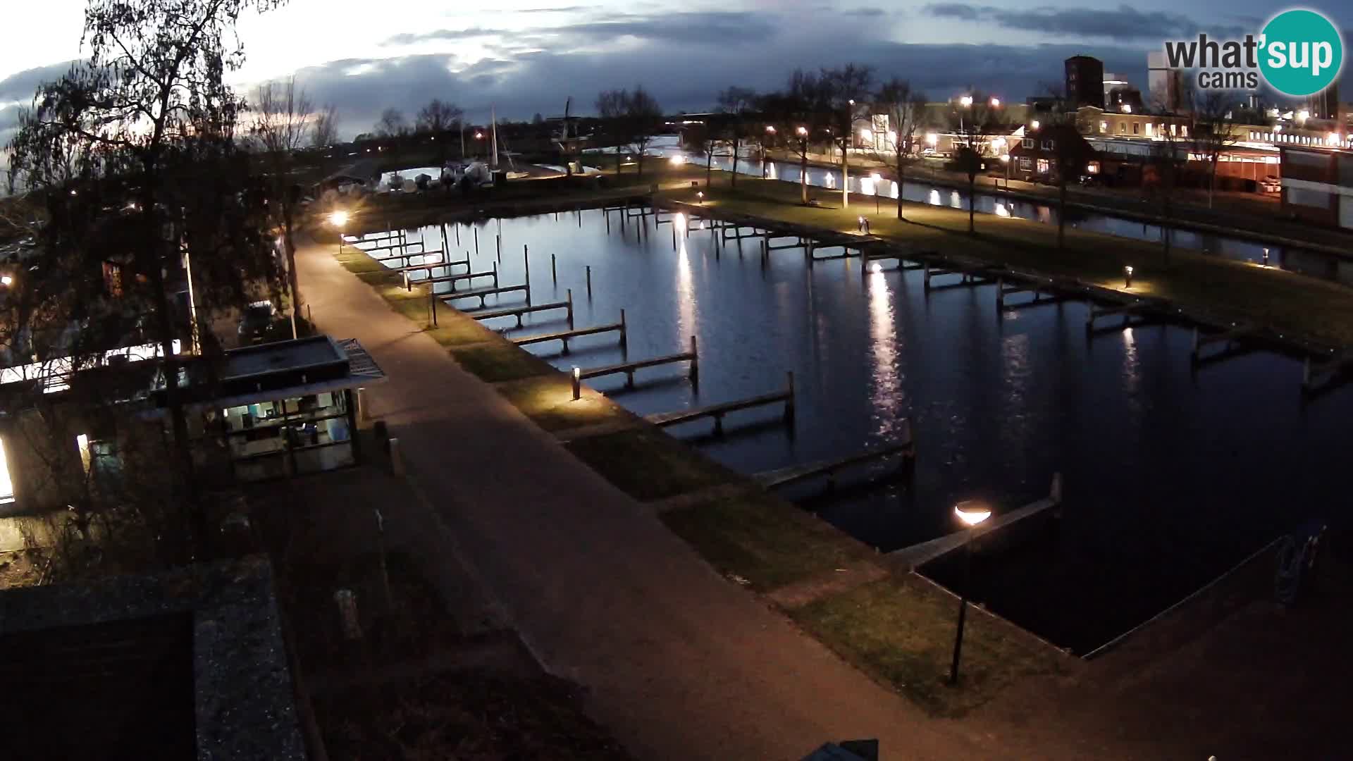 Camera en vivo Joure puerto – Molino de viento